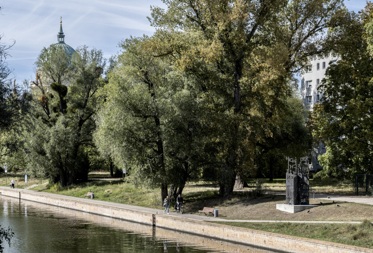 Die Mehrzahl ist das Gesetz der Erde