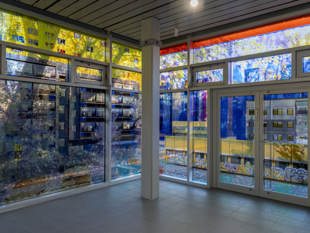 In the Interspace of Utopian Consciousness